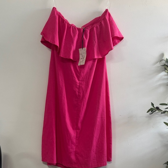 Chic Fuchsia Ruffle Midi Dress - Picture 4 of 4